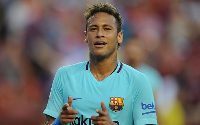 华体会电竞焦点-佩德里低头不语